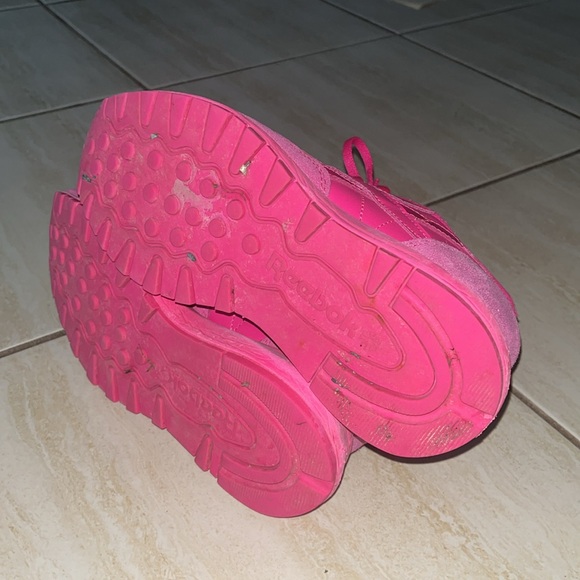 Reebok Harmon Run Sneaker Hot Pink Size 6.5 - Picture 4 of 11